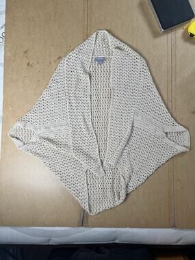 JANA Shrug Womens L/XL Beige Open-Knit Lightweight Collared Crochet Oversized